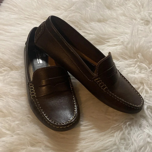 Eastland  Penny Loafer Size-8M - Picture 3 of 10